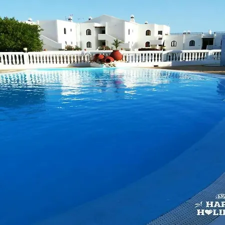 Apartman Sleeps 2 Pool Wifi